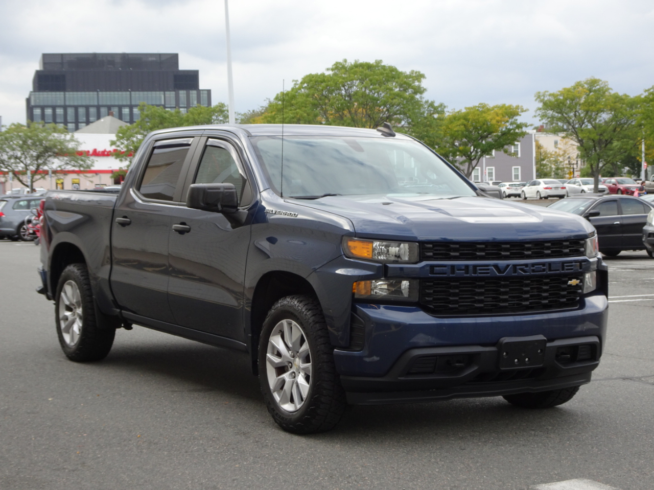 2021 Chevrolet Silverado 1500 Custom photo 3