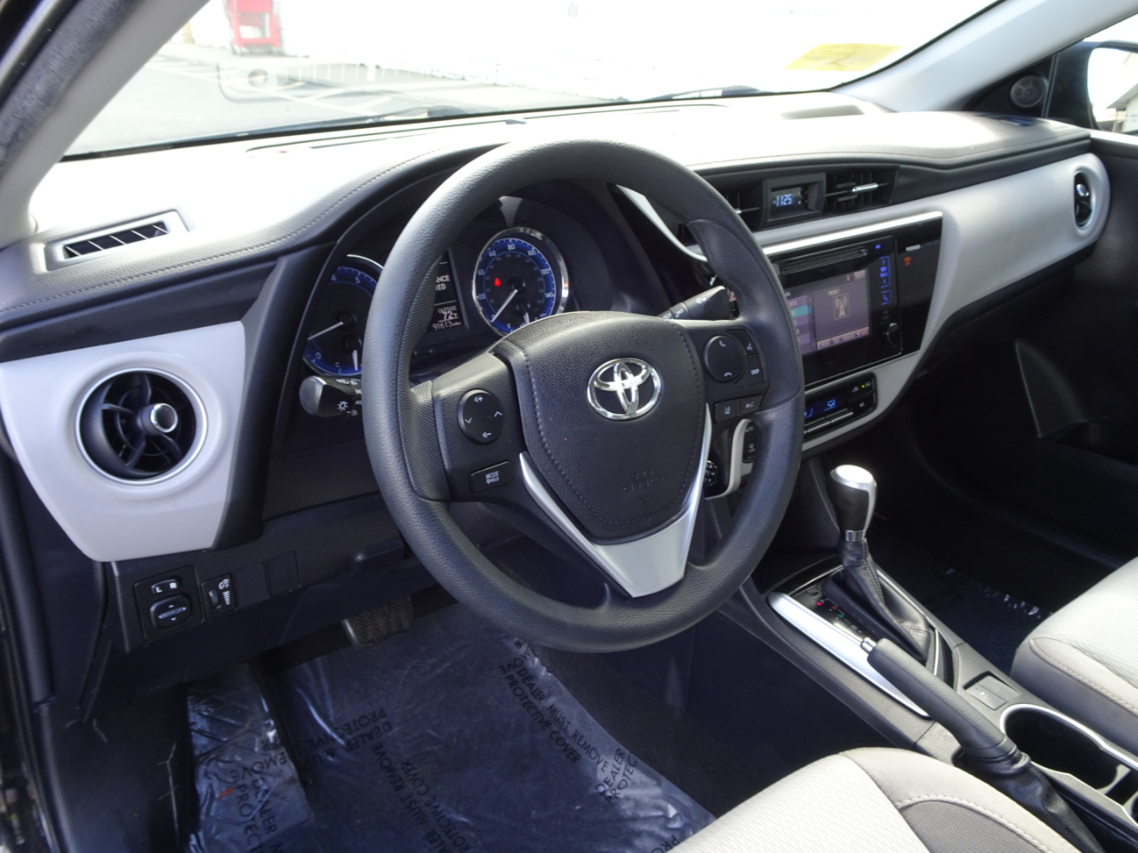 2017 Toyota Corolla Special Edition photo 10