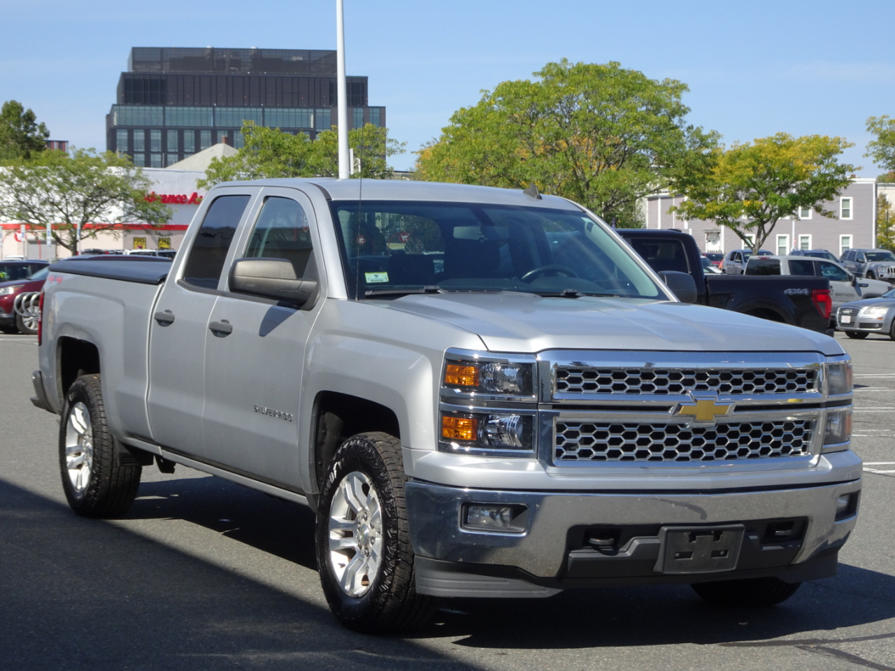 2014 Chevrolet Silverado 1500 photo 3