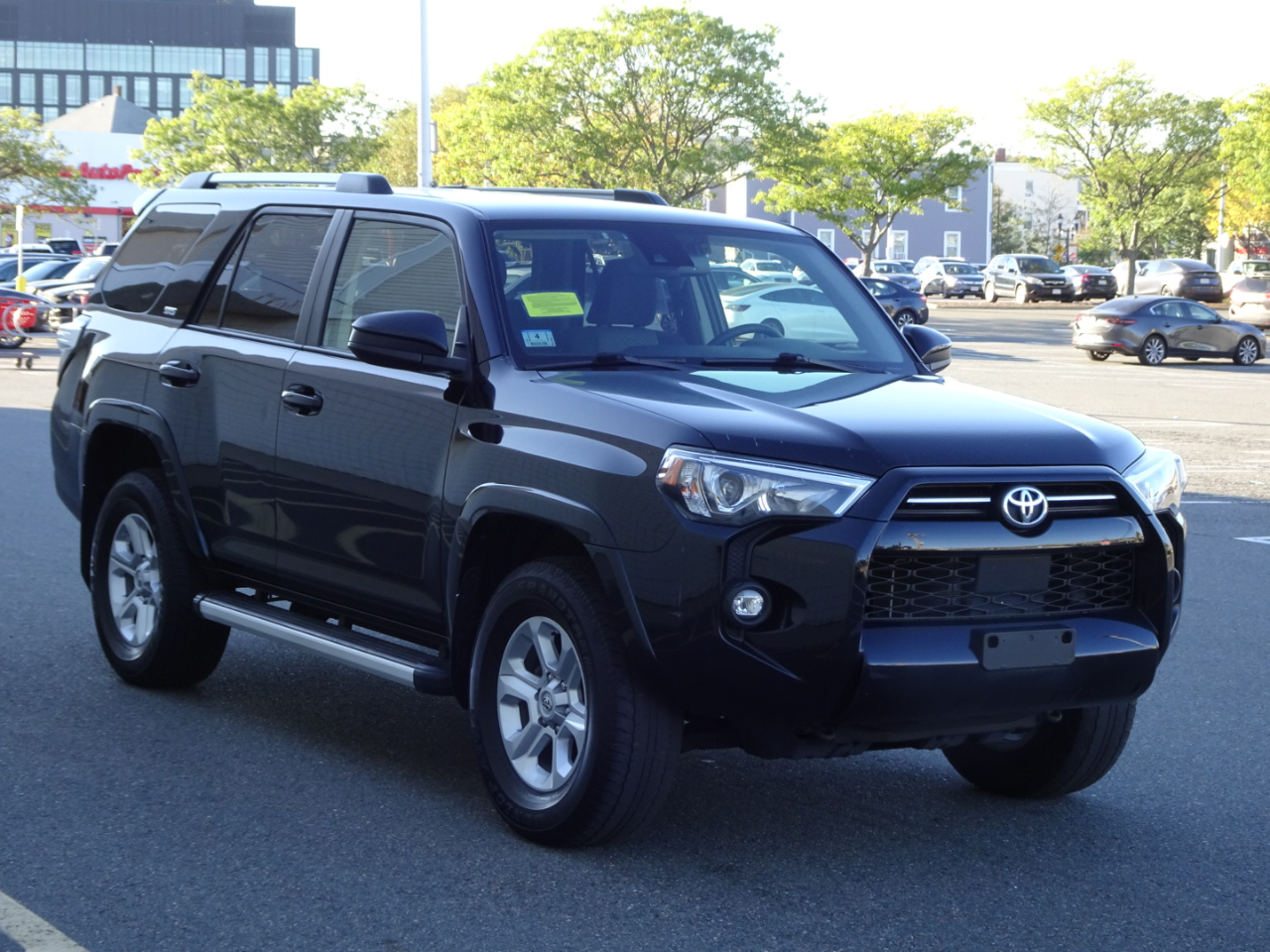 2021 Toyota 4Runner SR5 4WD photo 2