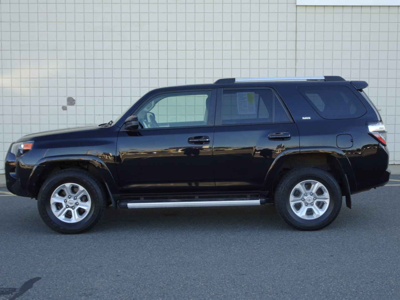 2021 Toyota 4Runner SR5 4WD photo 3