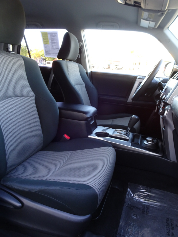 2021 Toyota 4Runner SR5 4WD photo 14