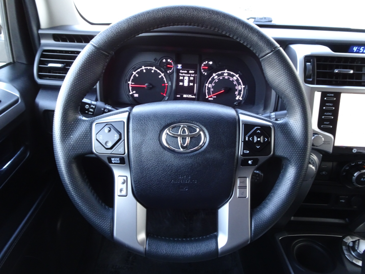 2021 Toyota 4Runner SR5 4WD photo 18