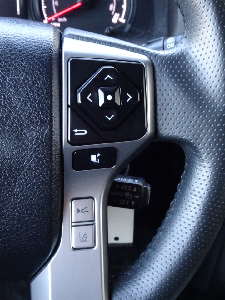 2021 Toyota 4Runner SR5 4WD photo 19