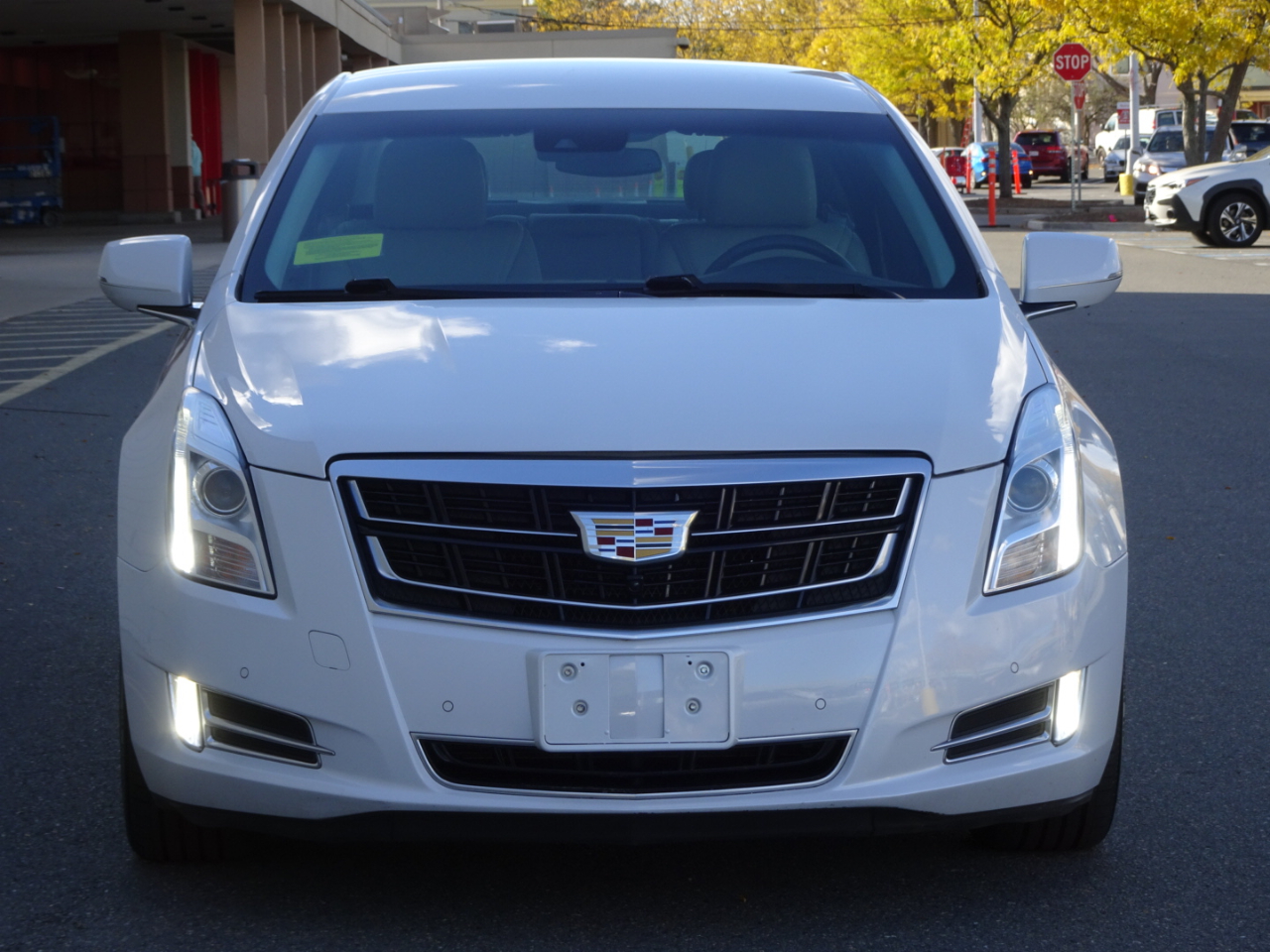 Cadillac XTS 4dr Sdn Luxury AWD 2017 Cadillac XTS 4dr Sdn Luxury AWD 2017