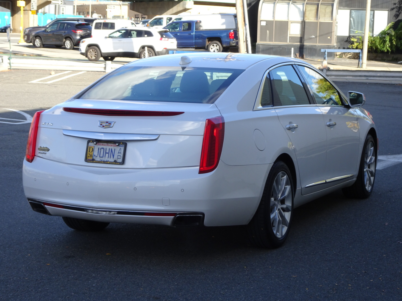 Cadillac XTS 4dr Sdn Luxury AWD 2017 Cadillac XTS 4dr Sdn Luxury AWD 2017