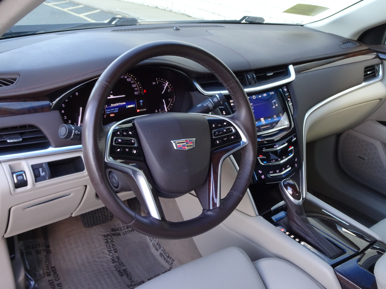 Cadillac XTS 4dr Sdn Luxury AWD 2017 Cadillac XTS 4dr Sdn Luxury AWD 2017
