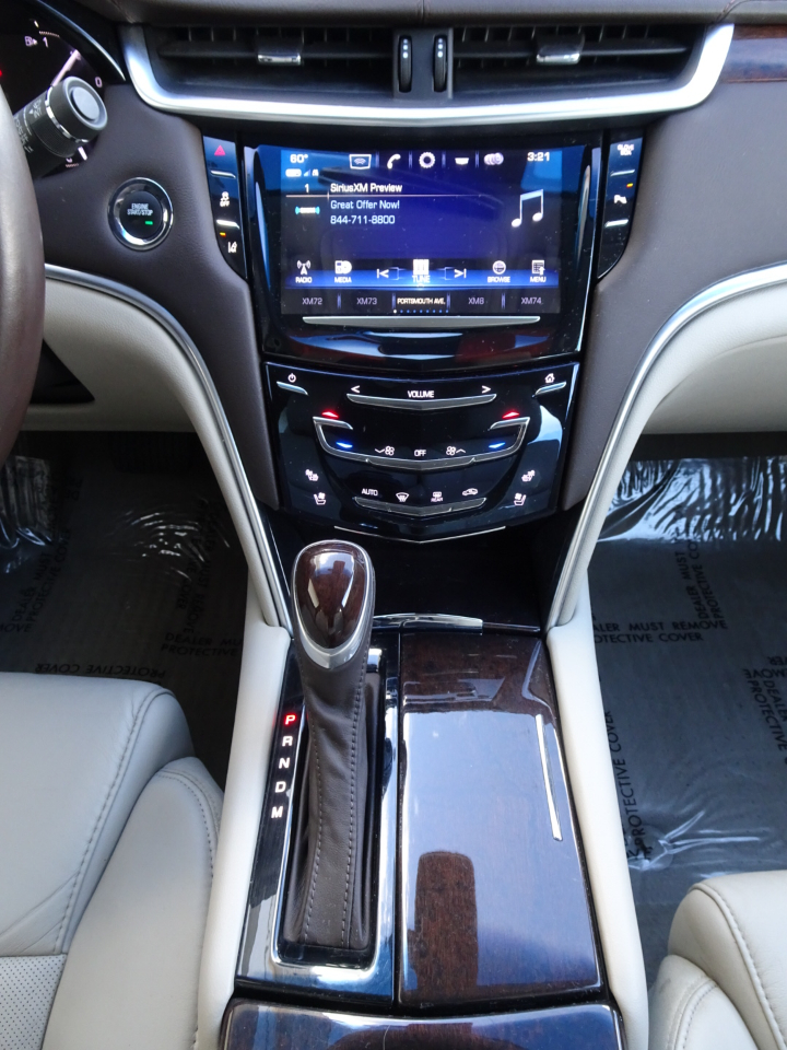 Cadillac XTS 4dr Sdn Luxury AWD 2017 Cadillac XTS 4dr Sdn Luxury AWD 2017