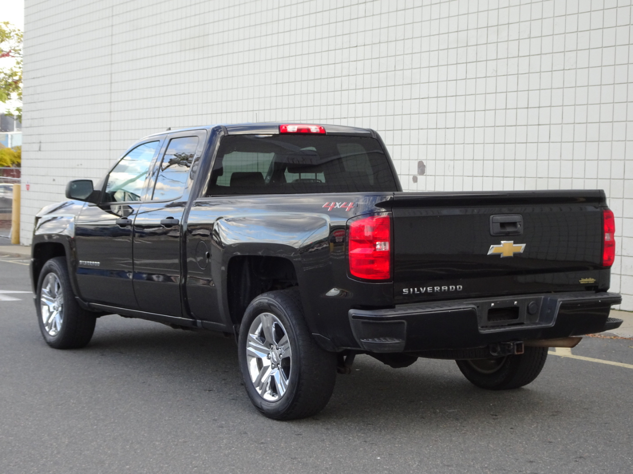 Chevrolet Silverado 1500 4WD Double Cab 143.5" Custom 2018 Chevrolet Silverado 1500 4WD Double Cab 143.5" Custom 2018