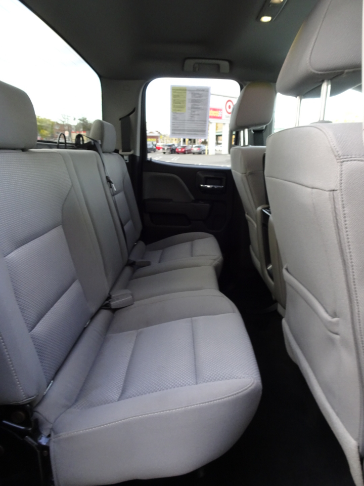 Chevrolet Silverado 1500 4WD Double Cab 143.5" Custom 2018 Chevrolet Silverado 1500 4WD Double Cab 143.5" Custom 2018