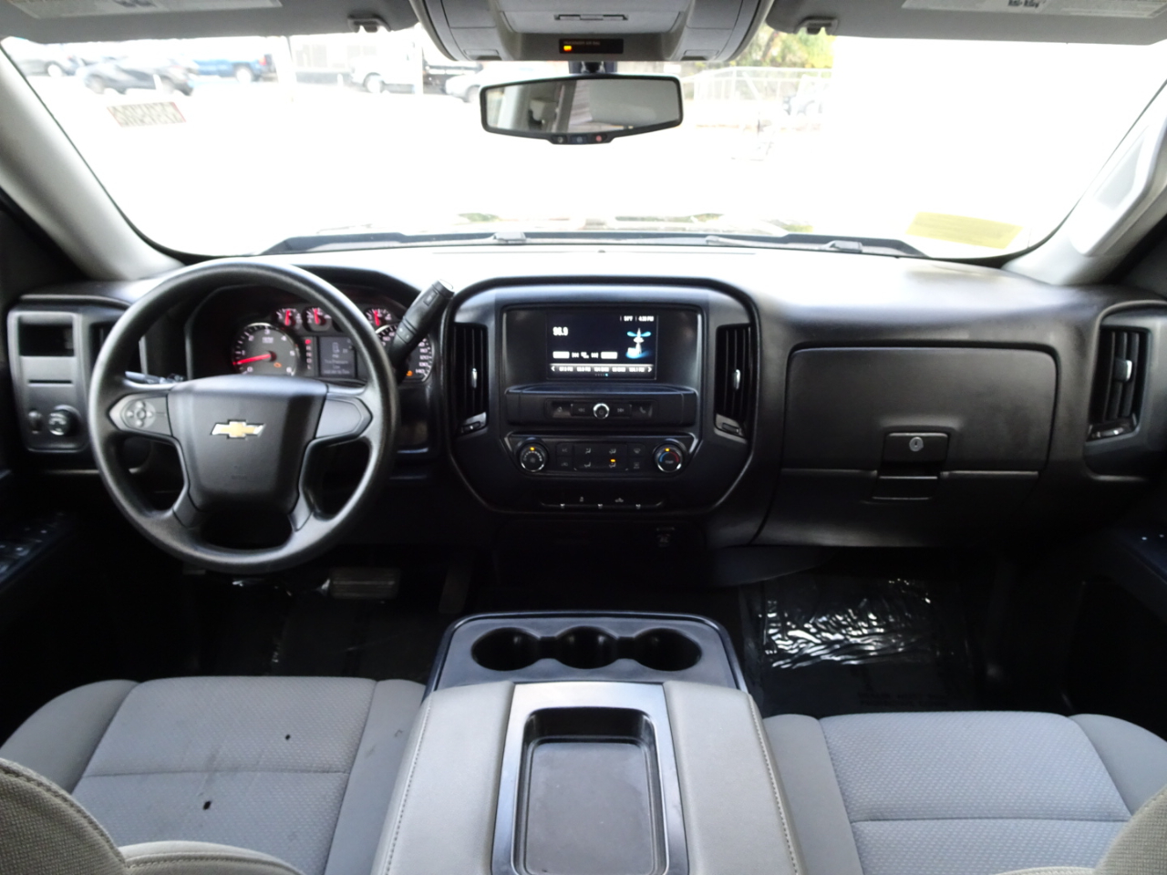 Chevrolet Silverado 1500 4WD Double Cab 143.5" Custom 2018 Chevrolet Silverado 1500 4WD Double Cab 143.5" Custom 2018