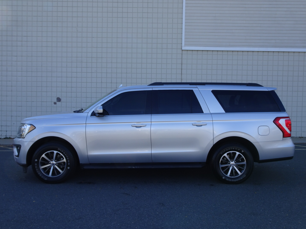 Ford Expedition Max XLT 4x4 2019 Ford Expedition Max XLT 4x4 2019