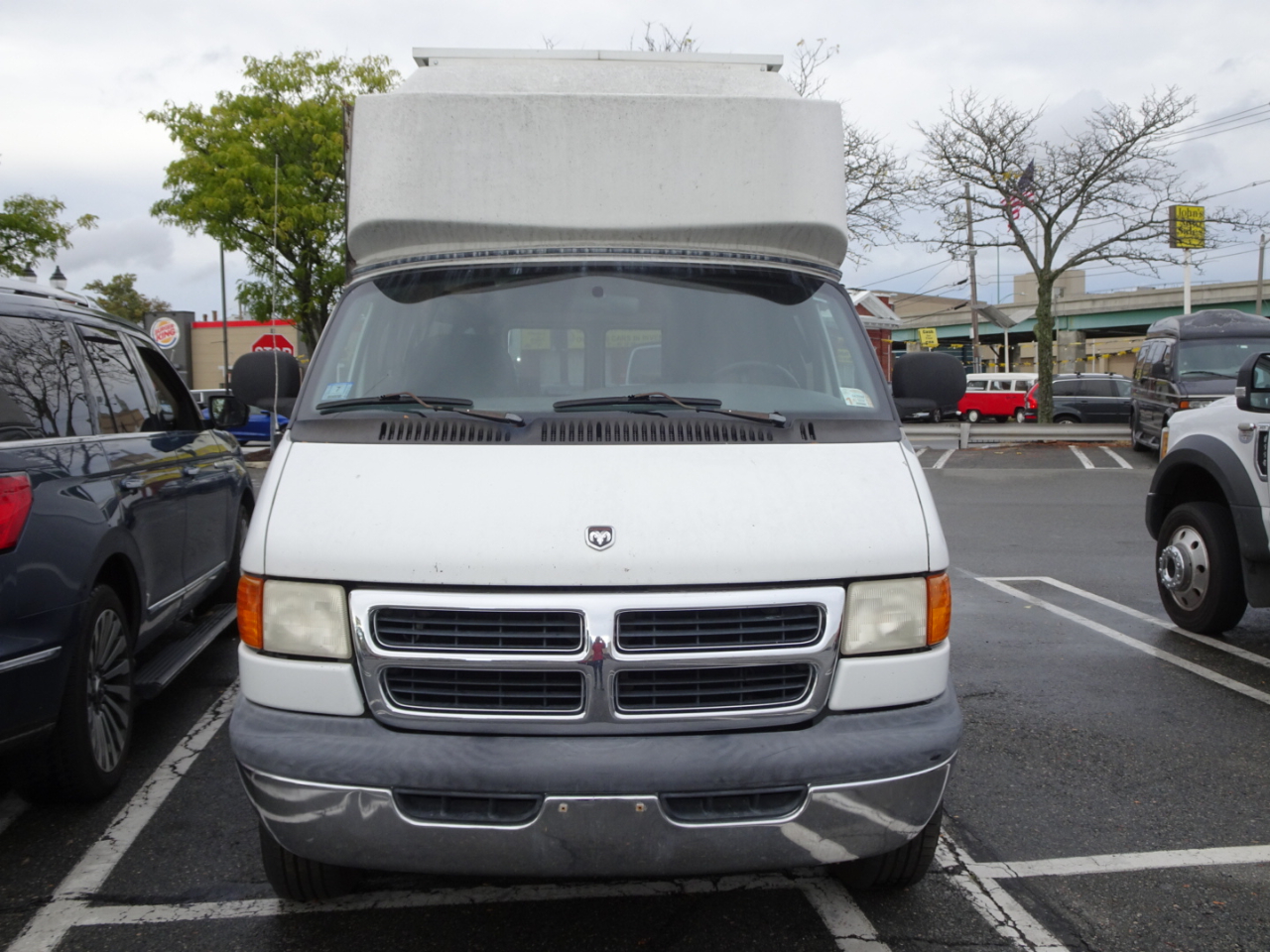 Dodge Ram Van 3500 127" WB 1999 Dodge Ram Van 3500 127" WB 1999