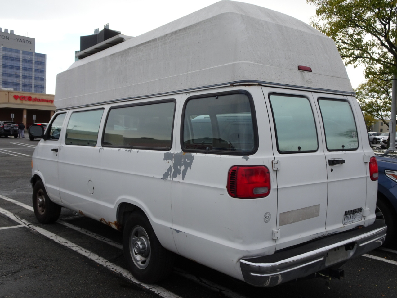 Dodge Ram Van 3500 127" WB 1999 Dodge Ram Van 3500 127" WB 1999