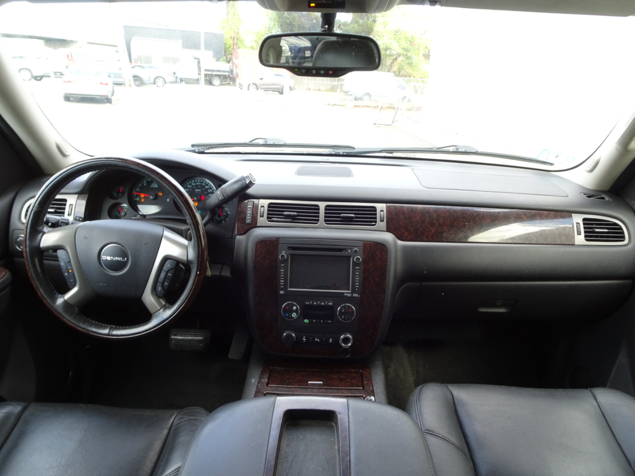 GMC Yukon XL AWD 4dr 1500 Denali 2013 GMC Yukon XL AWD 4dr 1500 Denali 2013