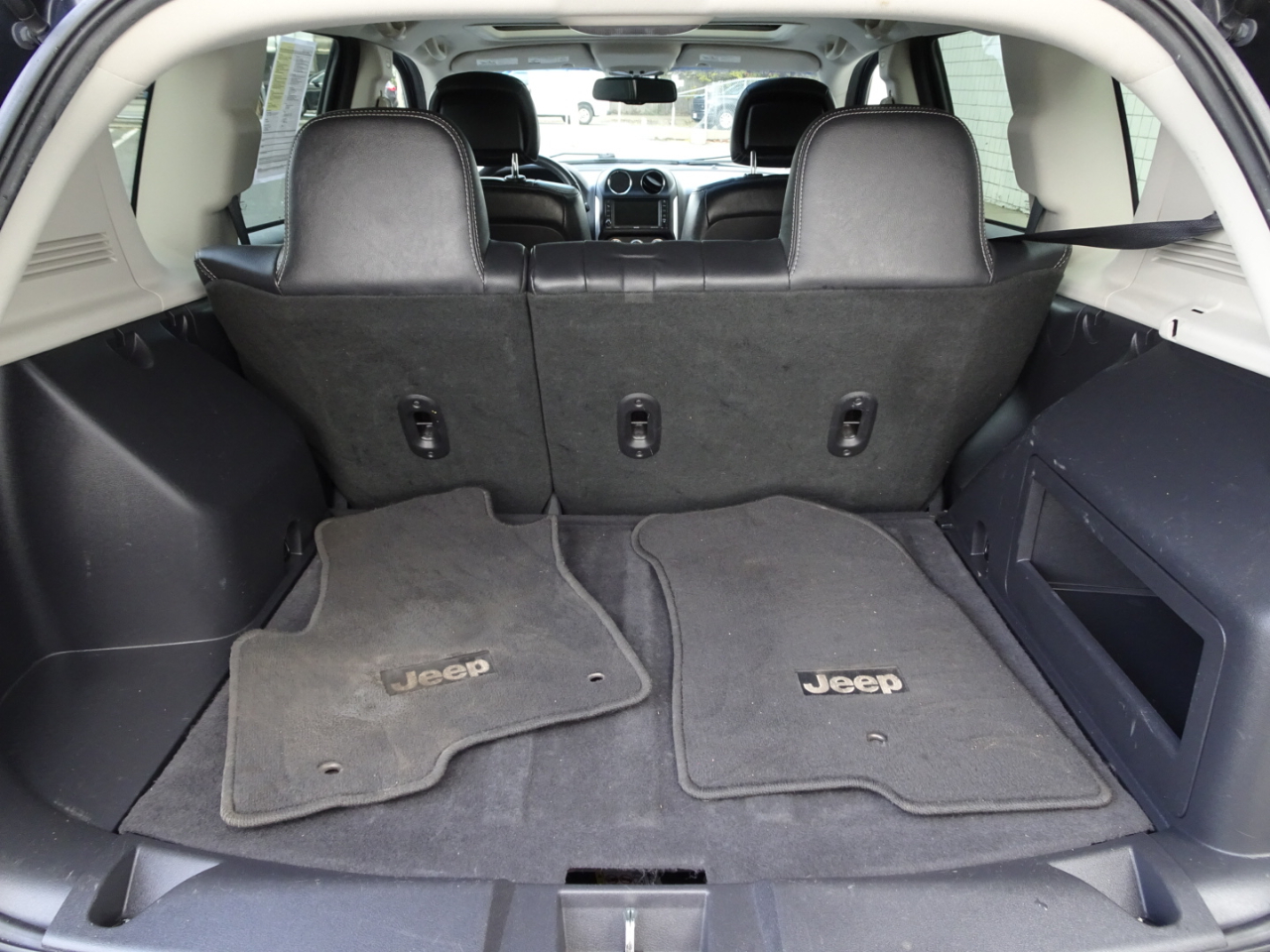 Jeep Compass High Altitude 4x4 *Ltd Avail* 2017 Jeep Compass High Altitude 4x4 *Ltd Avail* 2017