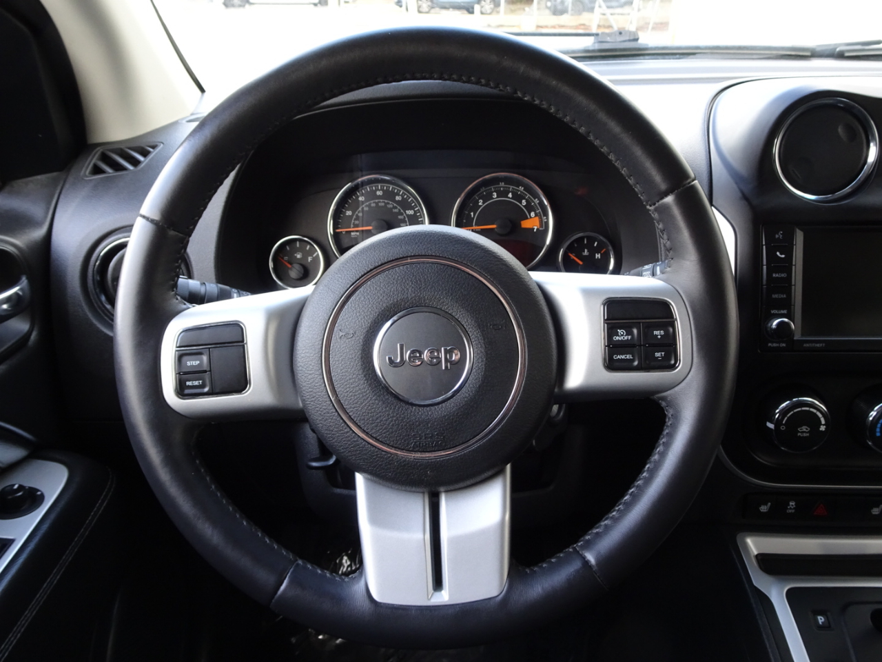 Jeep Compass High Altitude 4x4 *Ltd Avail* 2017 Jeep Compass High Altitude 4x4 *Ltd Avail* 2017