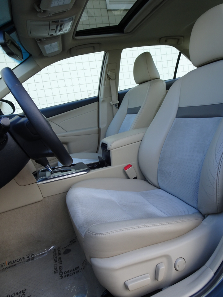 Toyota Camry Hybrid 4dr Sdn XLE (Natl) 2013 Toyota Camry Hybrid 4dr Sdn XLE (Natl) 2013