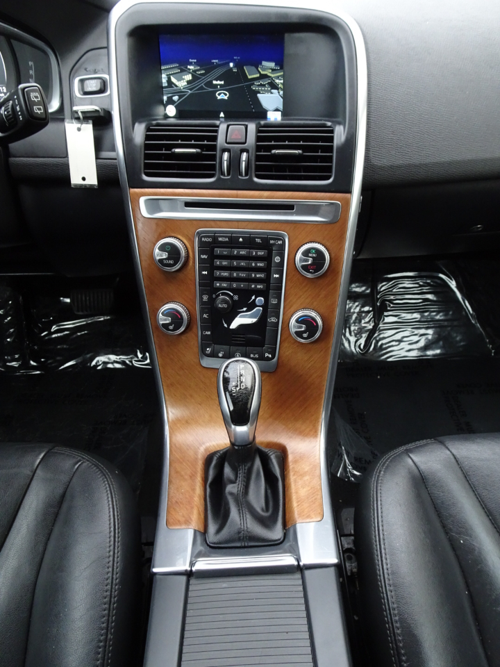 Volvo XC60 T6 AWD Inscription 2017 Volvo XC60 T6 AWD Inscription 2017