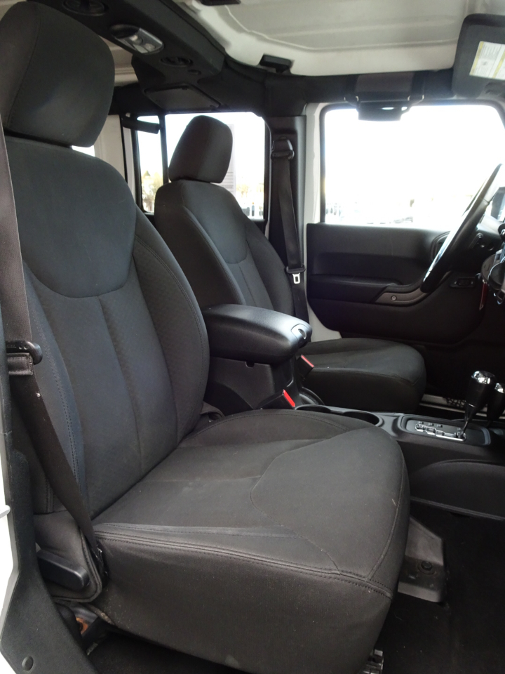 Jeep Wrangler Unlimited 4WD 4dr Sport 2016