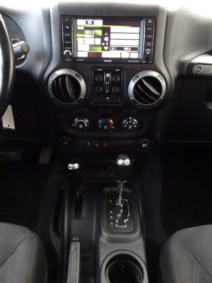 Jeep Wrangler Unlimited 4WD 4dr Sport 2016