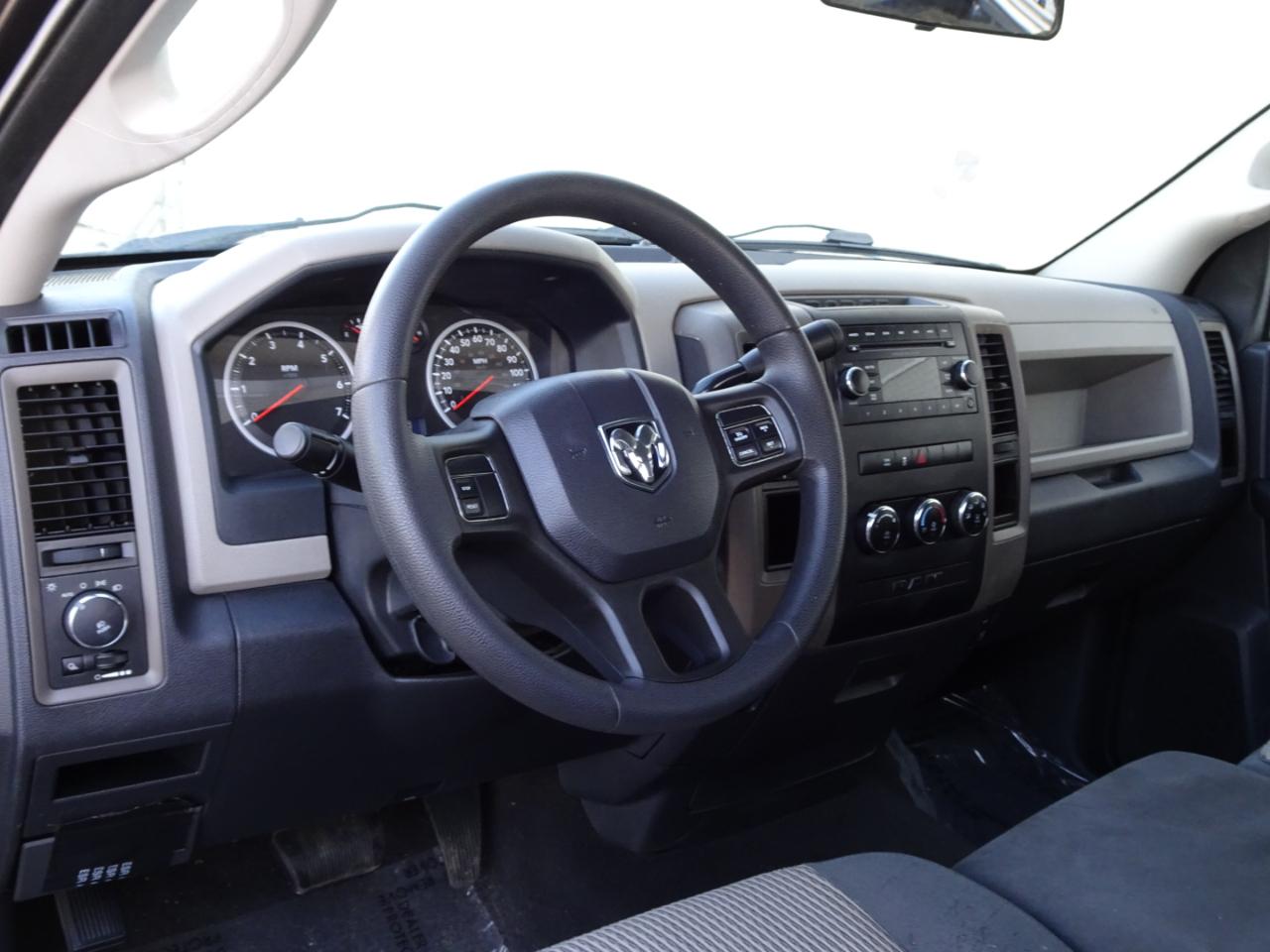 RAM 1500 2WD Reg Cab 120.5" Express 2012