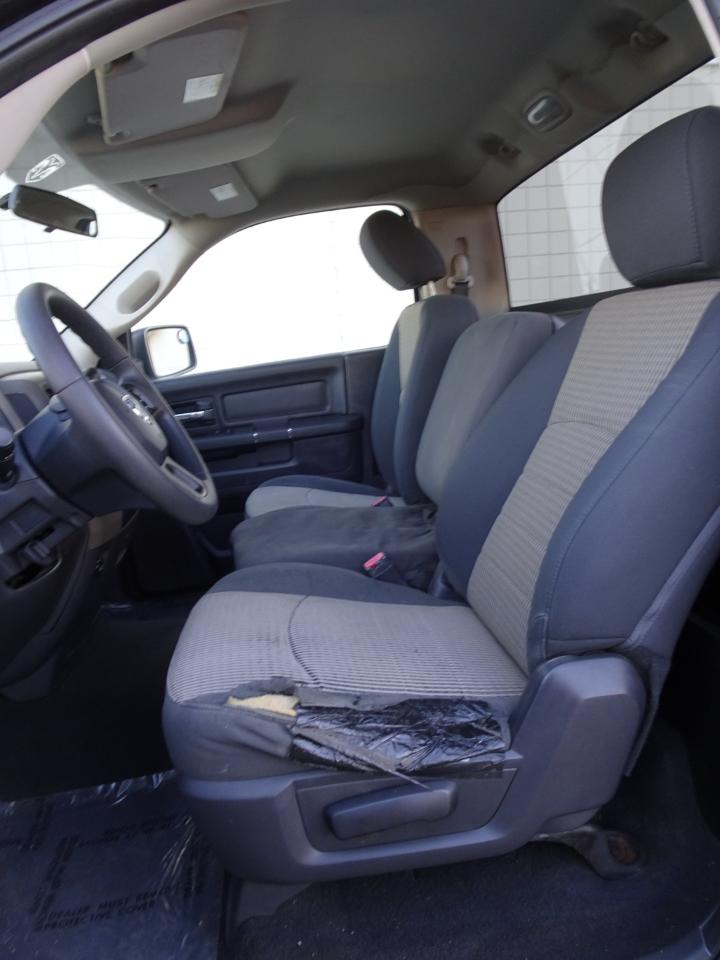 RAM 1500 2WD Reg Cab 120.5" Express 2012