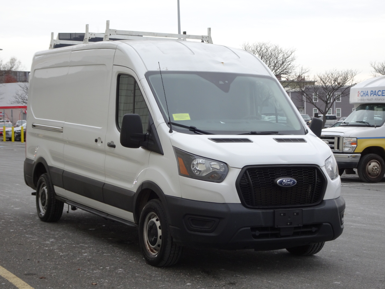Ford Transit Cargo Van T-250 130" Med Rf 9070 GVWR RWD 2021