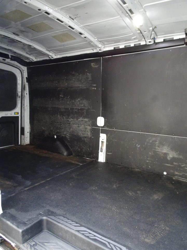 Ford Transit Cargo Van T-250 130" Med Rf 9070 GVWR RWD 2021