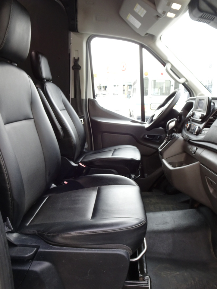 Ford Transit Cargo Van T-250 130" Med Rf 9070 GVWR RWD 2021