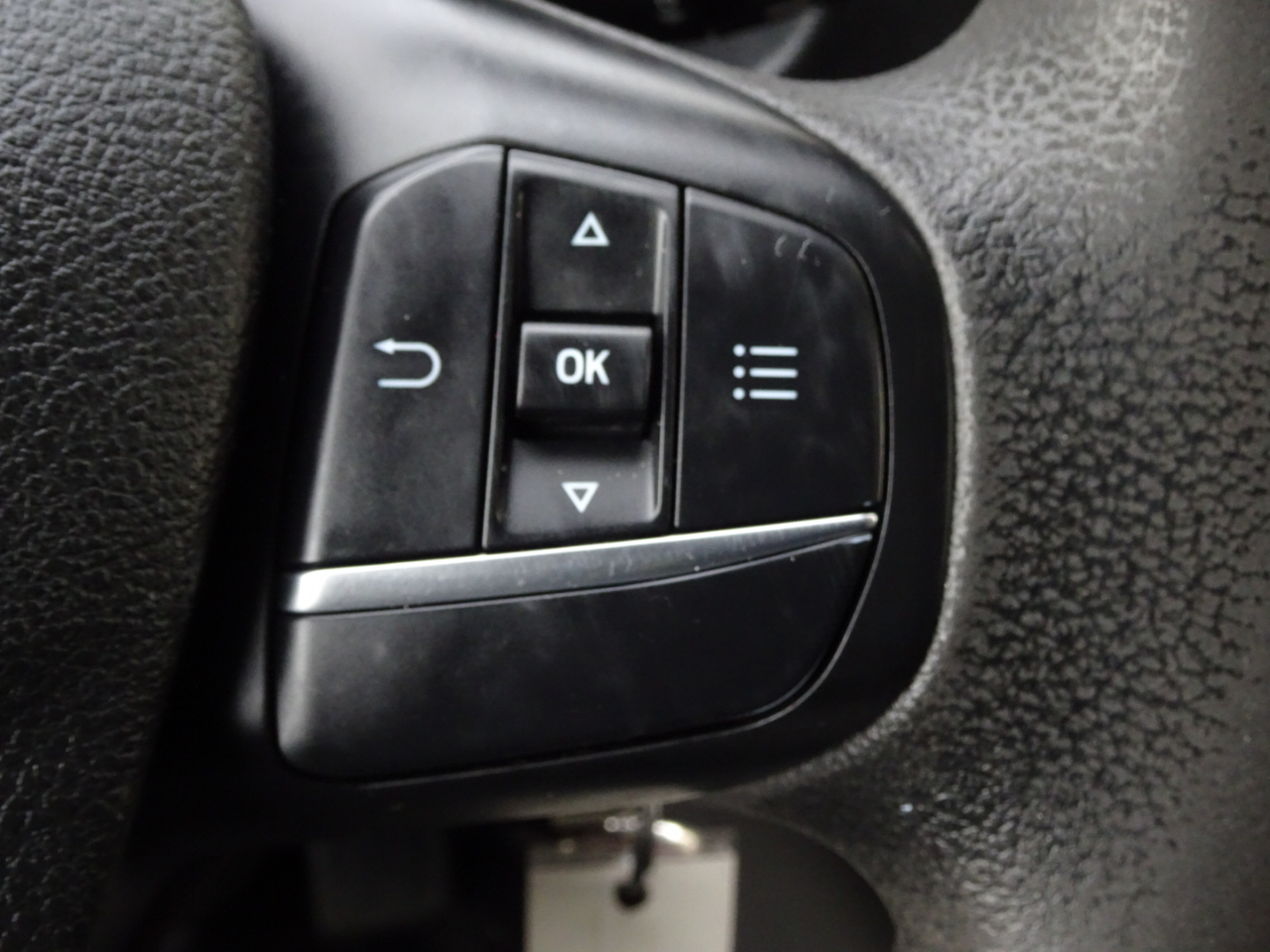 Ford Transit Cargo Van T-250 130" Med Rf 9070 GVWR RWD 2021