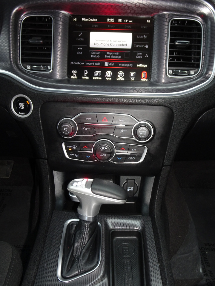 Dodge Charger 4dr Sdn SXT AWD 2016