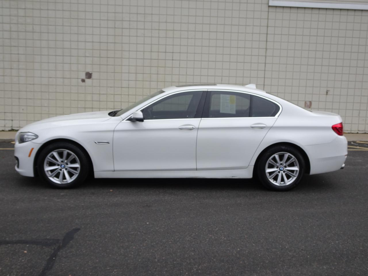 BMW 5 Series 4dr Sdn 528i xDrive AWD 2015