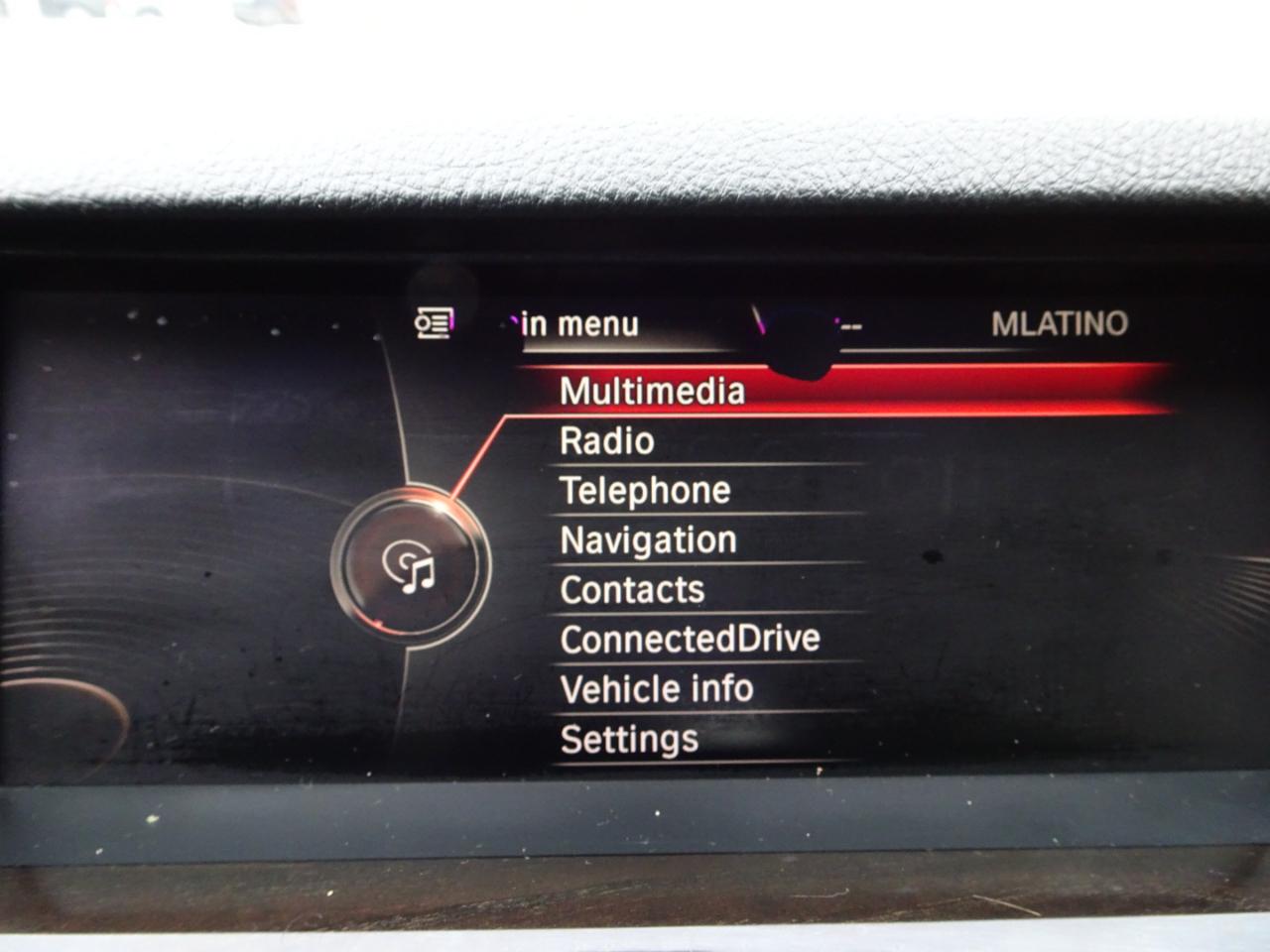 BMW 5 Series 4dr Sdn 528i xDrive AWD 2015