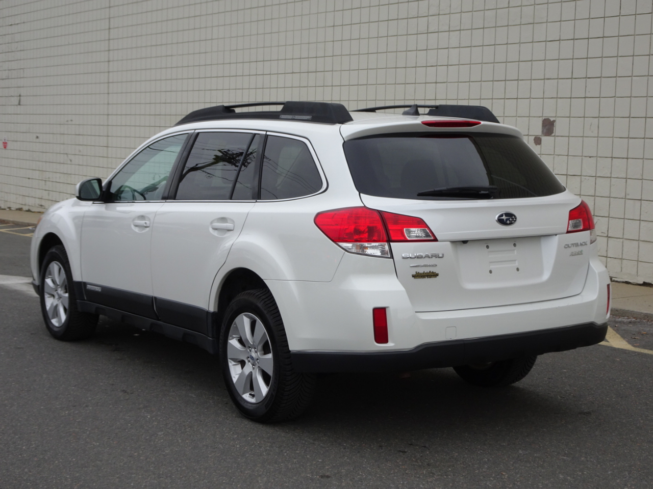 Subaru Outback 4dr Wgn H4 Auto 2.5i Limited 2012