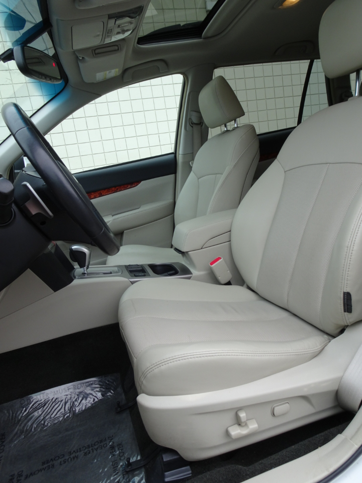 Subaru Outback 4dr Wgn H4 Auto 2.5i Limited 2012