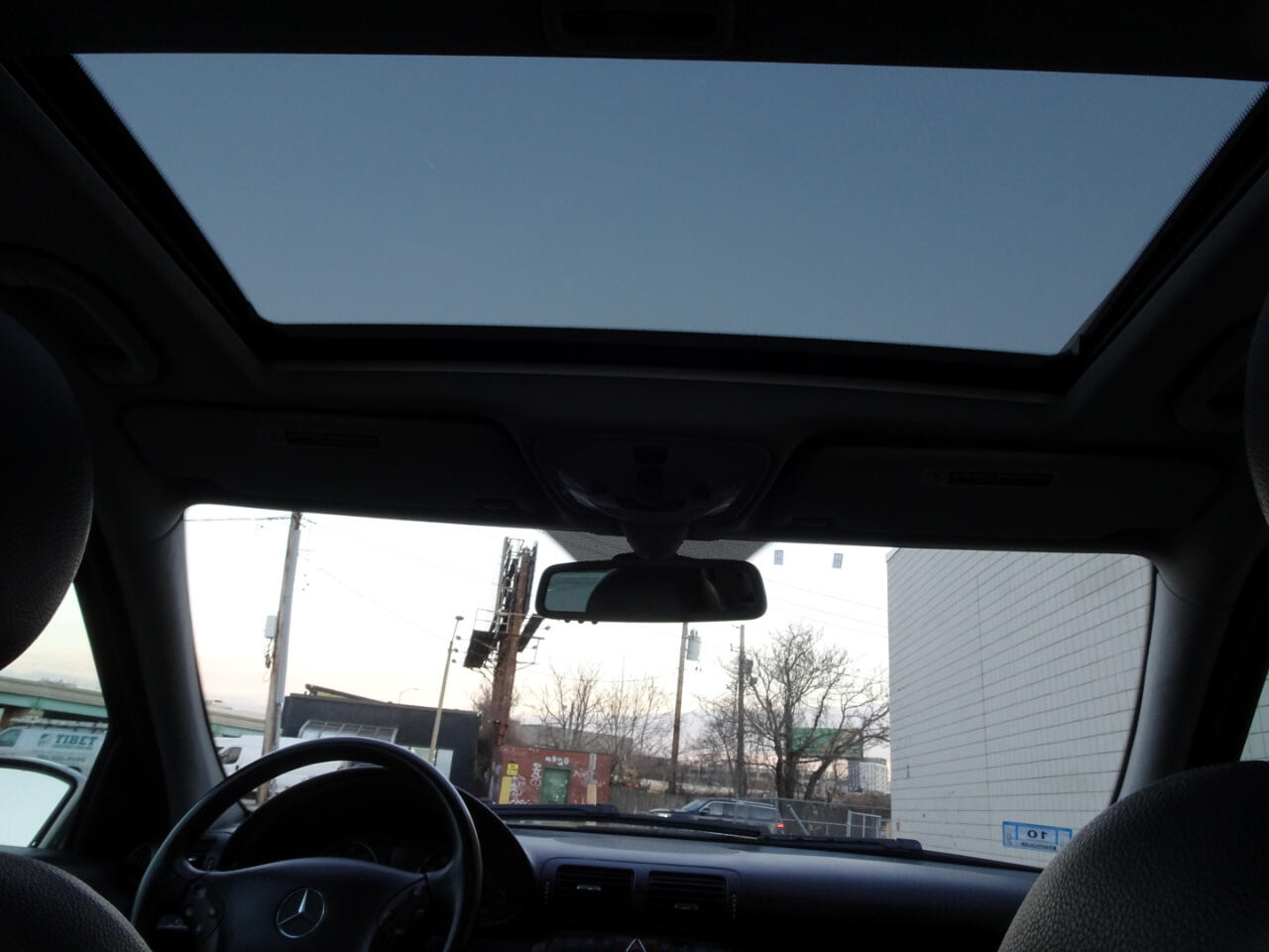 Mercedes-Benz C-Class 4dr Luxury Sdn 3.0L 4MATIC 2006