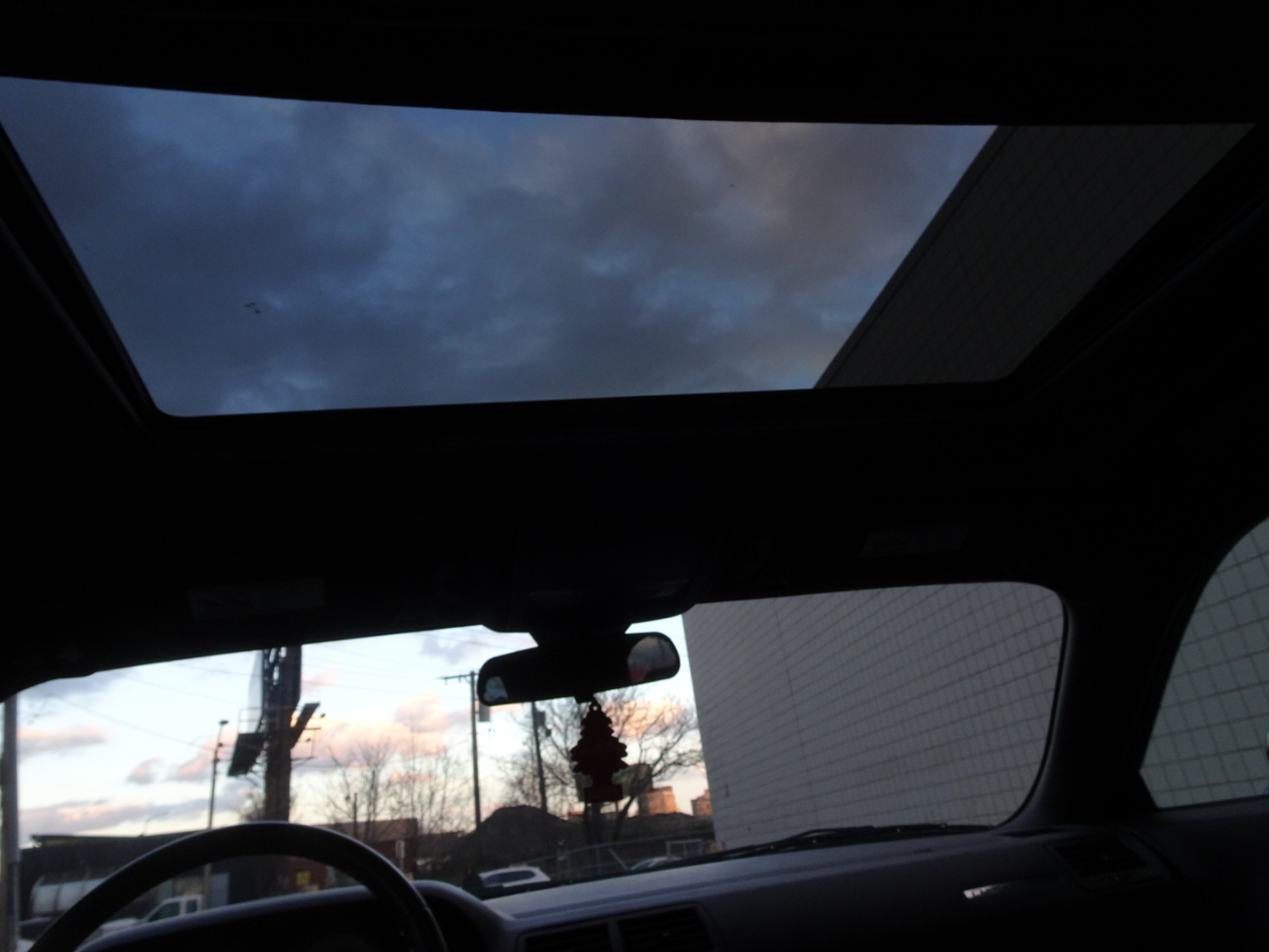 Dodge Challenger 2dr Cpe R/T 2010