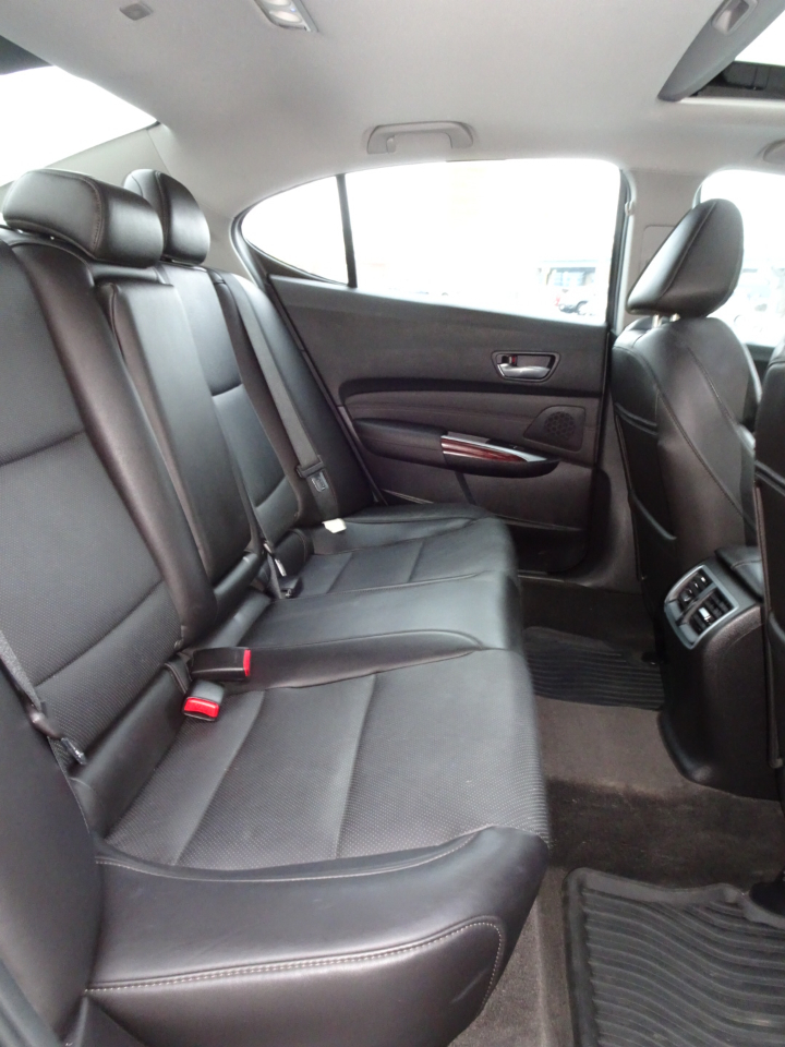 Acura TLX FWD w/Technology Pkg 2017