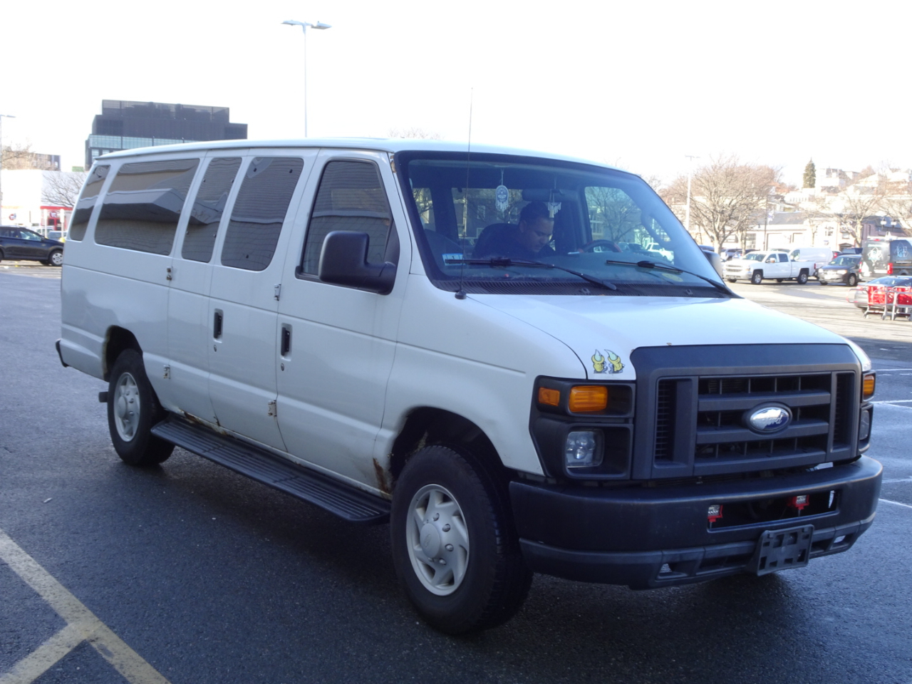 Ford Econoline Wagon E-350 Super Duty Ext XLT 2008