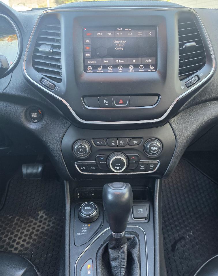 Jeep Cherokee Latitude Plus 4x4 2019
