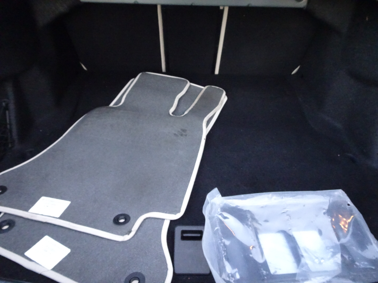 Mercedes-Benz C-Class 4dr Sdn C 300 4MATIC 2015