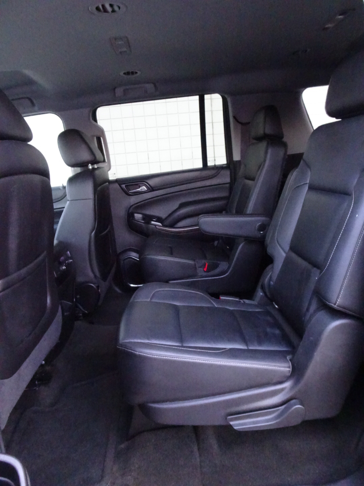 Chevrolet Suburban 2WD 4dr LT 2015