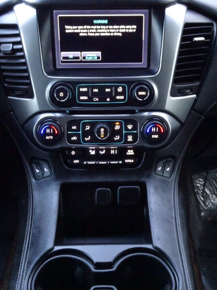 Chevrolet Suburban 2WD 4dr LT 2015