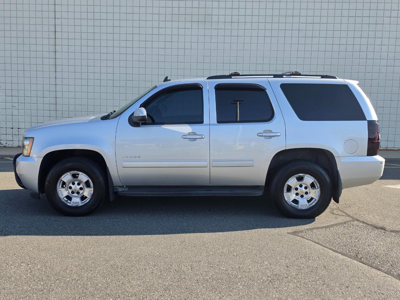 Chevrolet Tahoe 4WD 4dr 1500 LS 2013