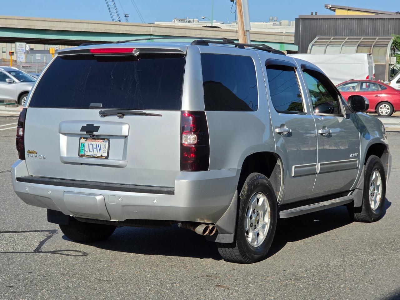 Chevrolet Tahoe 4WD 4dr 1500 LS 2013