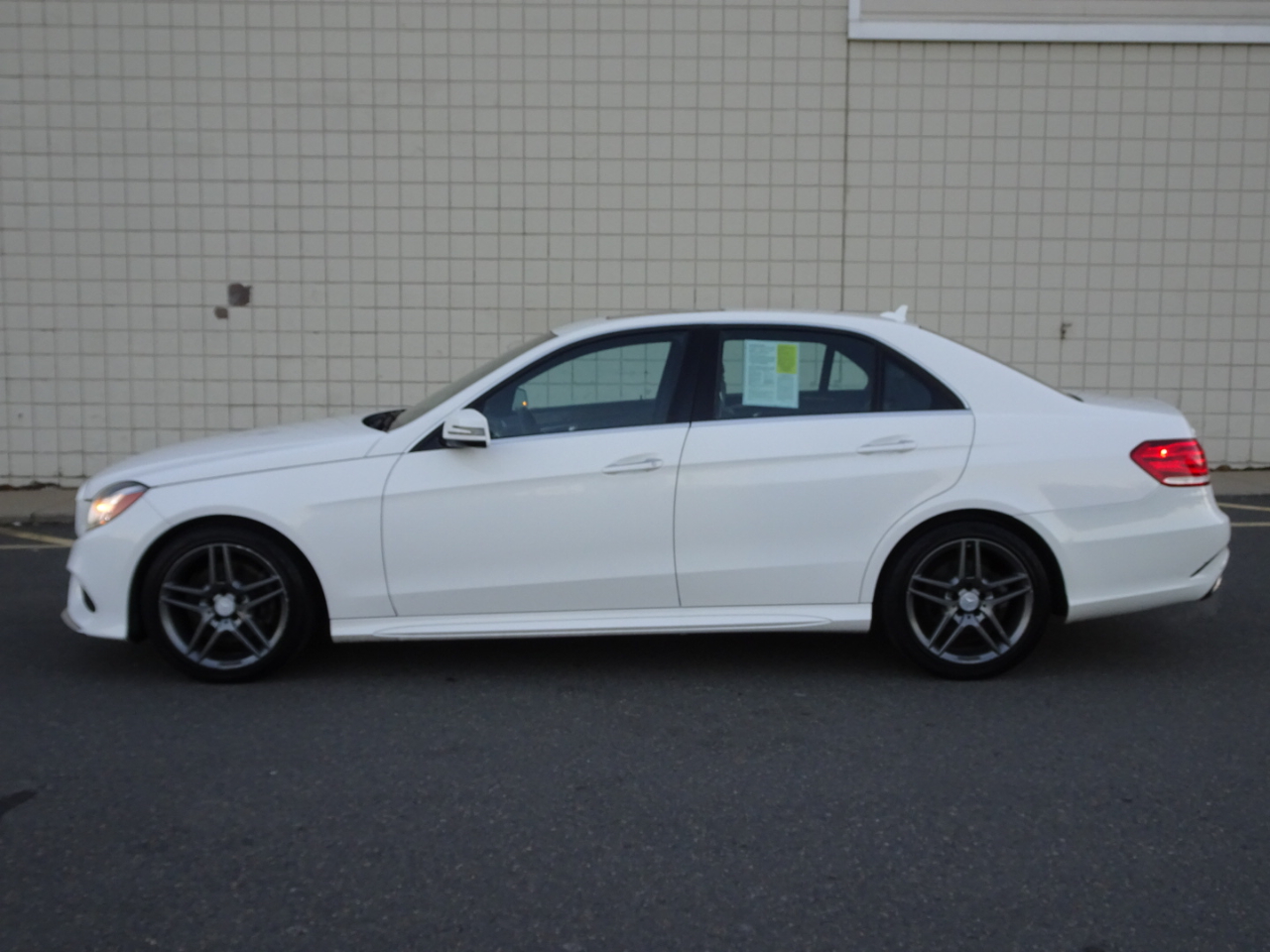 Mercedes-Benz E-Class 4dr Sdn E 350 Sport 4MATIC 2014