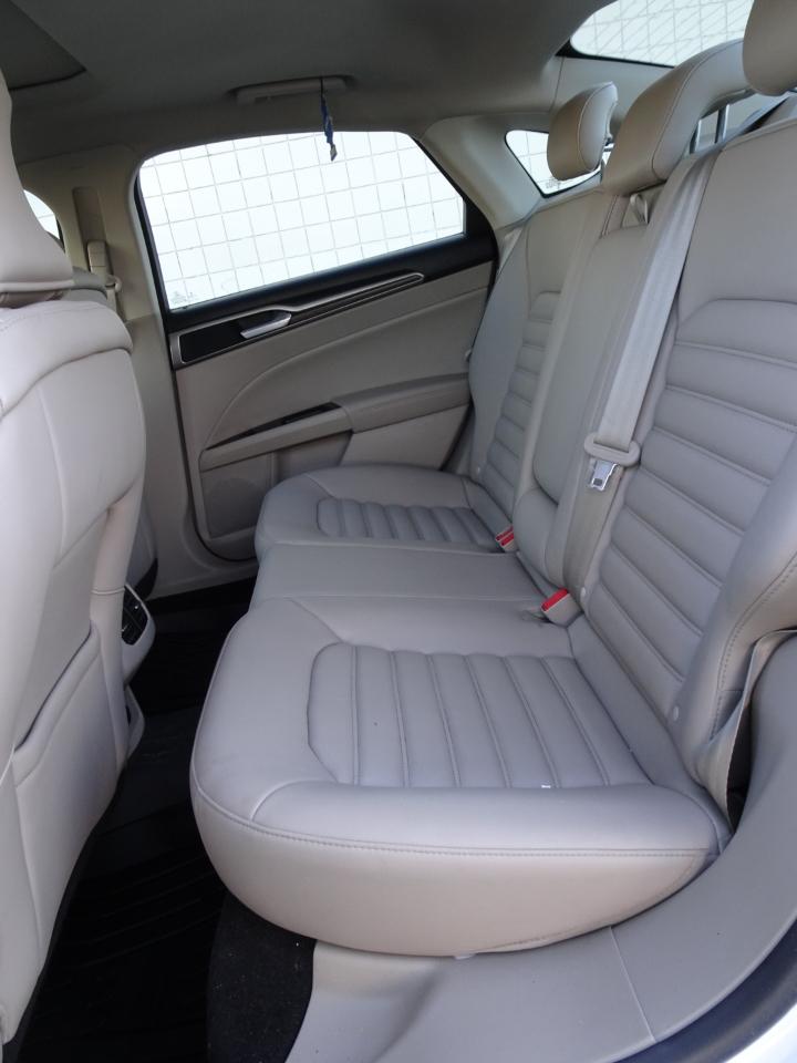 Ford Fusion SEL FWD 2019