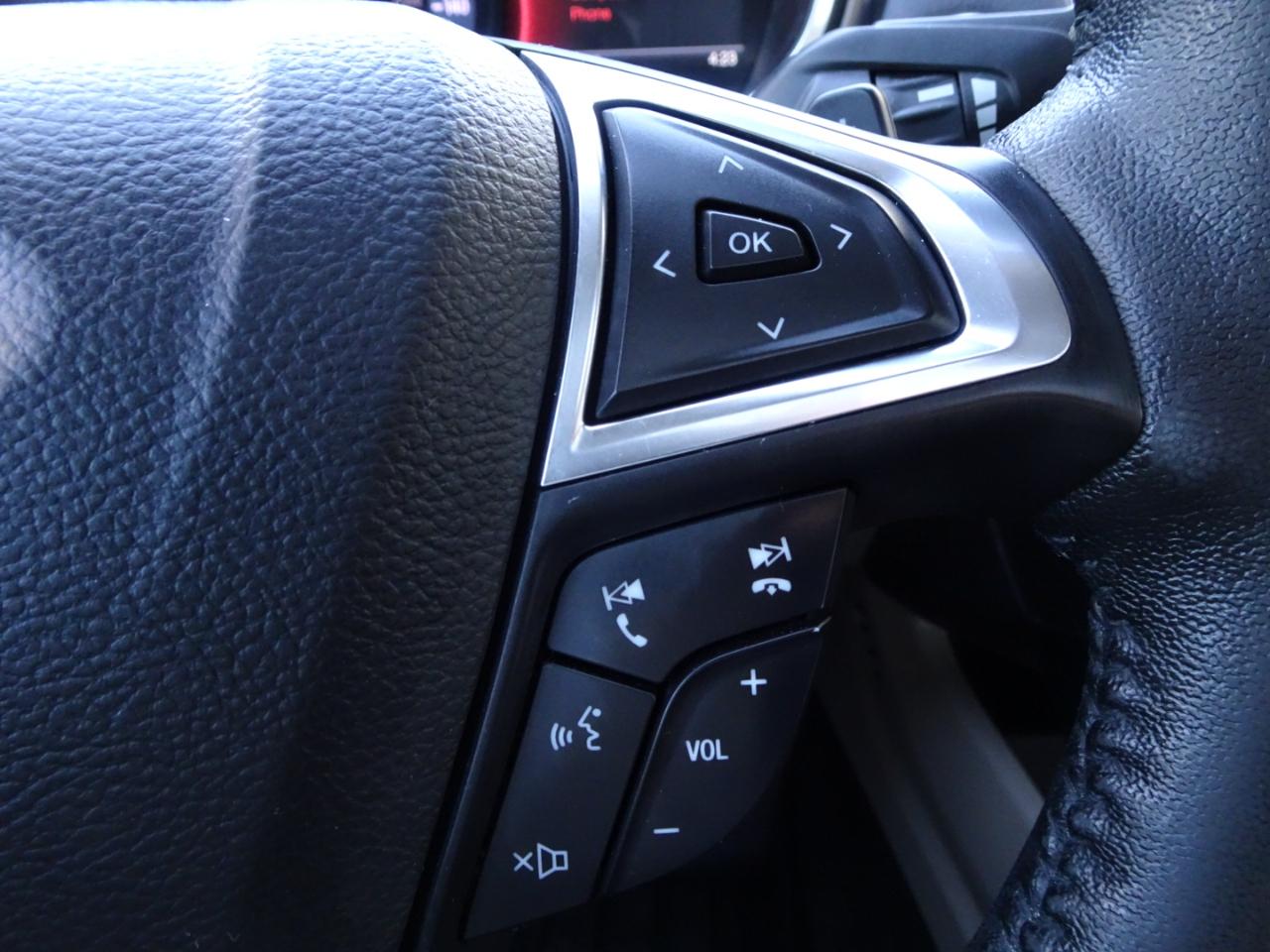 Ford Fusion SEL FWD 2019