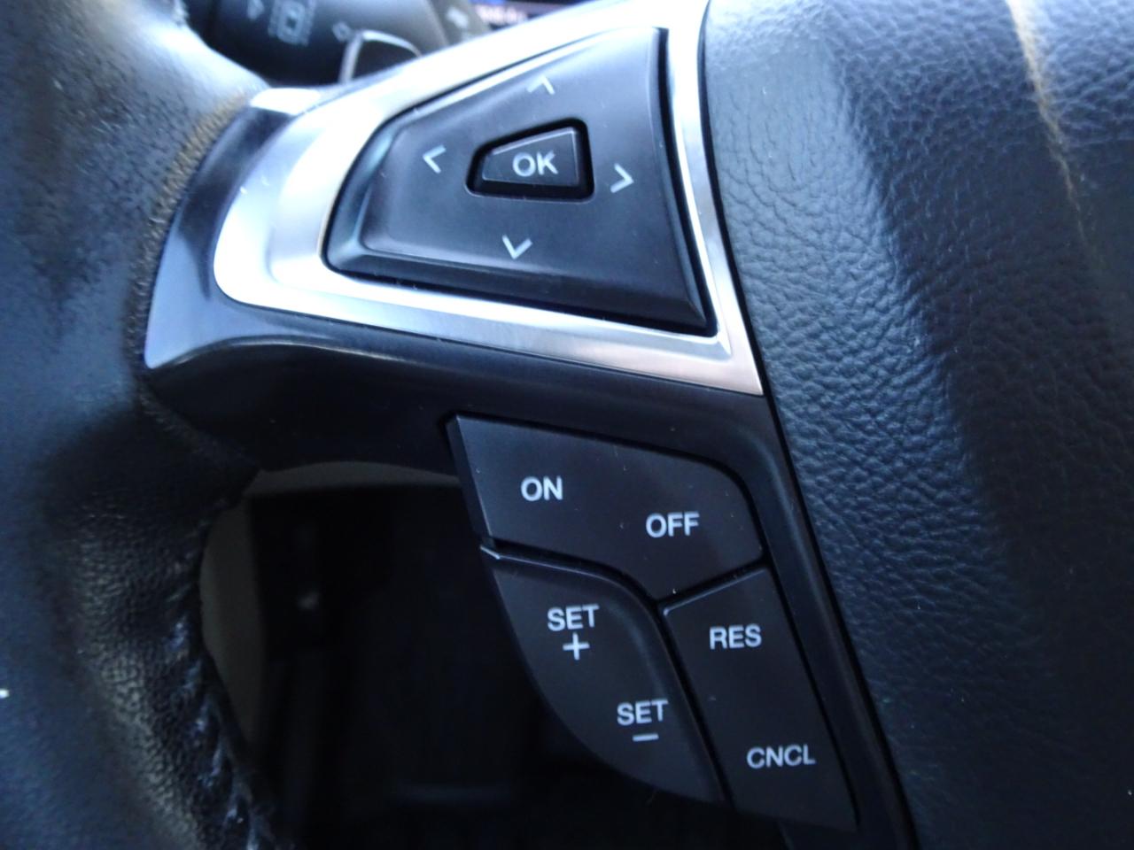 Ford Fusion SEL FWD 2019